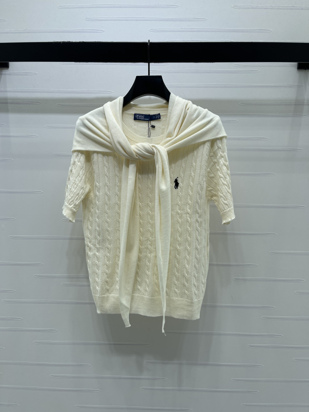 Women's short sleeves